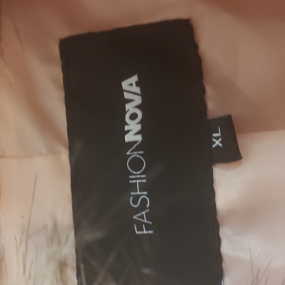 Faux Fur jacket - Picture 5 of 5